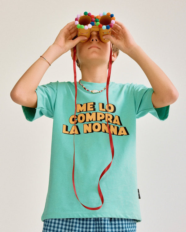 T-Shirt "Me lo compra la Nonna" Indossato